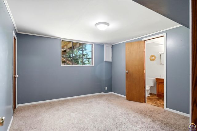 3729 SE Truman AVE, Topeka, KS 66609