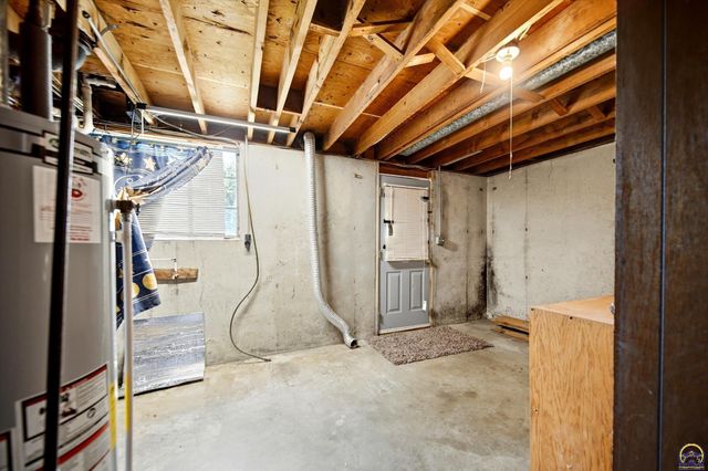 3729 SE Truman AVE, Topeka, KS 66609