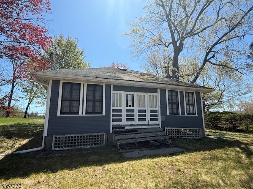 127 E Shore Culver Rd, Frankford Twp., NJ 07826 — photo 3