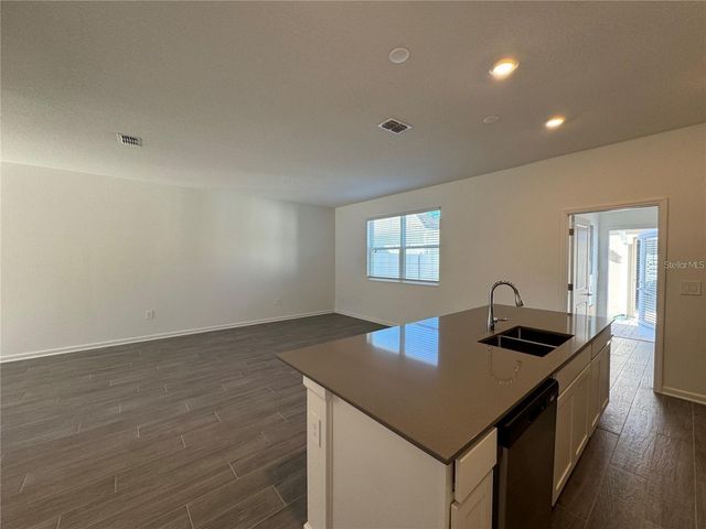 8115 SAYINGS DRIVE, Winter Garden, FL 34787