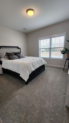 5683 Harvest Moon Boulevard NW, Rochester, MN 55901