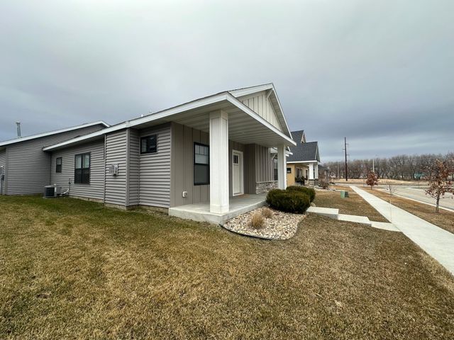 5683 Harvest Moon Boulevard NW, Rochester, MN 55901