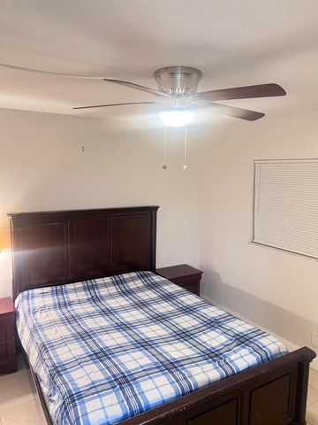7505 NW 5th Place 106, Margate, FL 33063