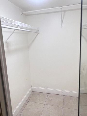 7505 NW 5th Place 106, Margate, FL 33063
