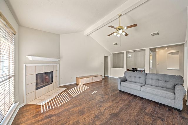 12407 Fox Trace Lane, Houston, TX 77066