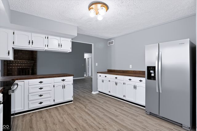 5706 Riva Ridge Drive, Indianapolis, IN 46237