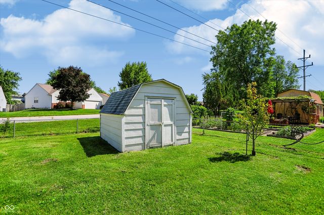 5706 Riva Ridge Drive, Indianapolis, IN 46237