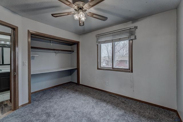 4816 JOHNSTON DR, Rapid City, SD 57703