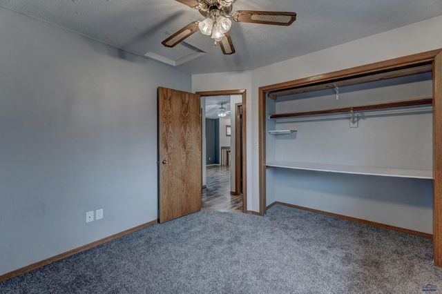 4816 JOHNSTON DR, Rapid City, SD 57703