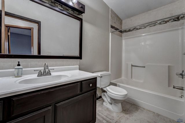 4816 JOHNSTON DR, Rapid City, SD 57703