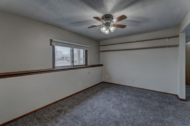 4816 JOHNSTON DR, Rapid City, SD 57703