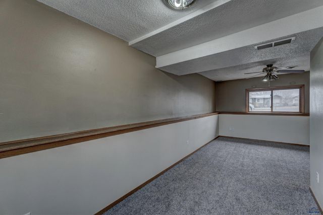 4816 JOHNSTON DR, Rapid City, SD 57703