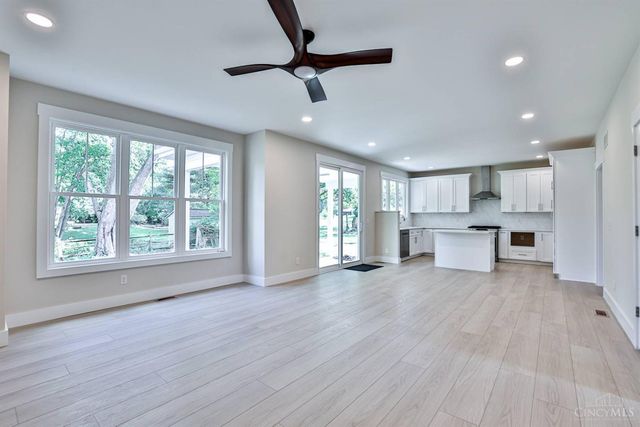 8128 Sycamore Street, Maineville, OH 45039