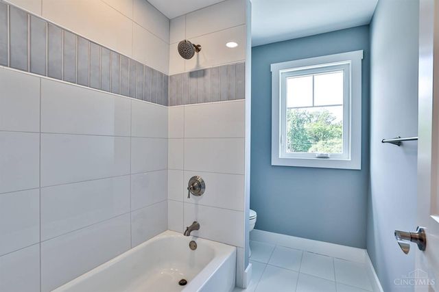 8128 Sycamore Street, Maineville, OH 45039