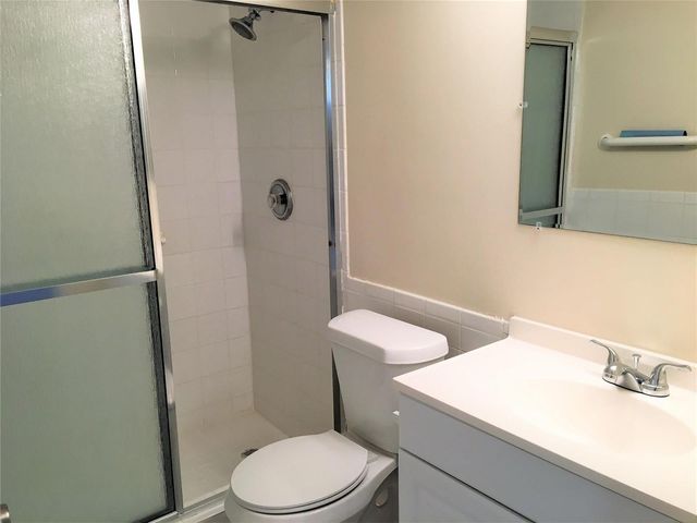 551 SW 135th Avenue 405b, Pembroke Pines, FL 33027