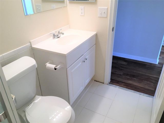 551 SW 135th Avenue 405b, Pembroke Pines, FL 33027