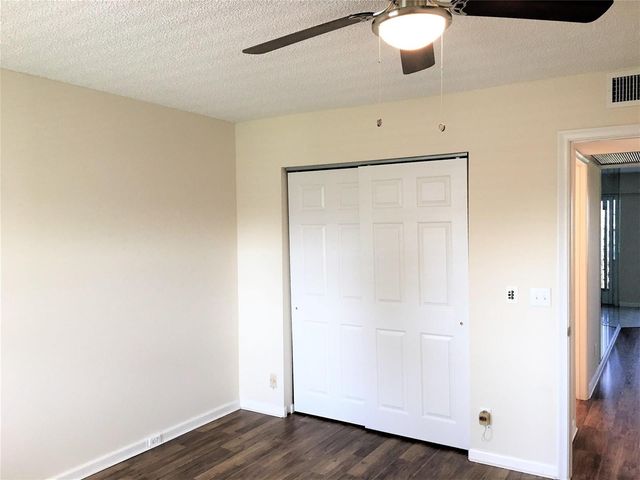 551 SW 135th Avenue 405b, Pembroke Pines, FL 33027