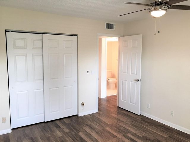 551 SW 135th Avenue 405b, Pembroke Pines, FL 33027