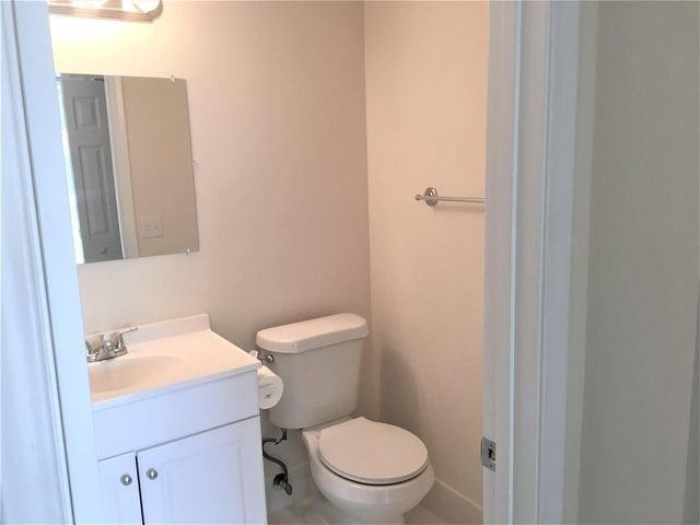 551 SW 135th Avenue 405b, Pembroke Pines, FL 33027