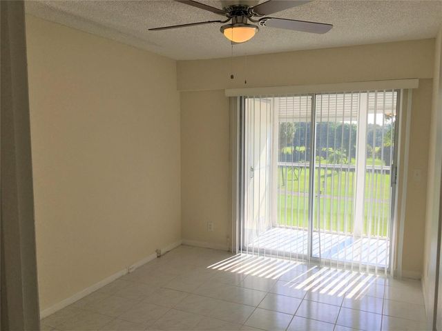 551 SW 135th Avenue 405b, Pembroke Pines, FL 33027