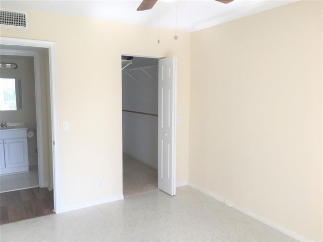 551 SW 135th Avenue 405b, Pembroke Pines, FL 33027