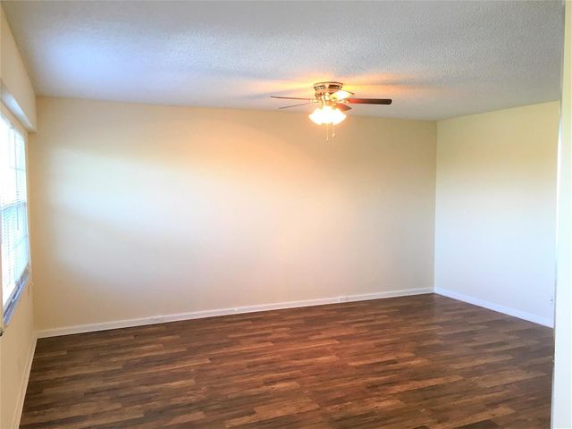 551 SW 135th Avenue 405b, Pembroke Pines, FL 33027
