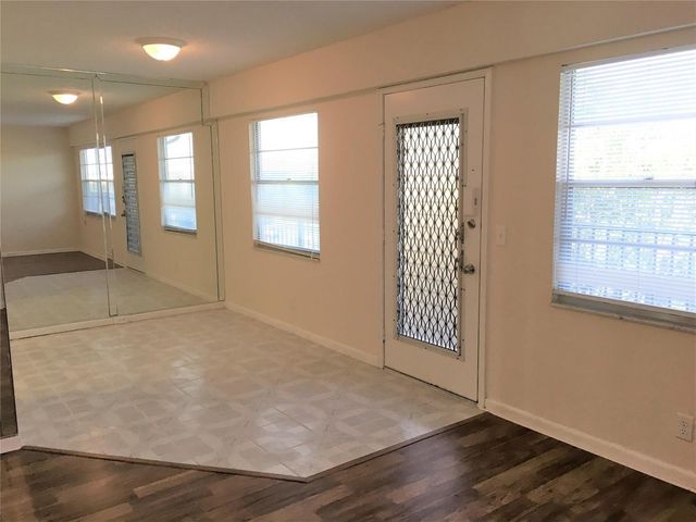 551 SW 135th Avenue 405b, Pembroke Pines, FL 33027
