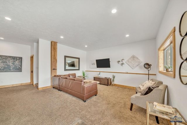 21174 STEWART SLOPE CIR, Lead, SD 57754