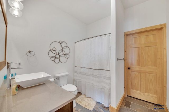 21174 STEWART SLOPE CIR, Lead, SD 57754