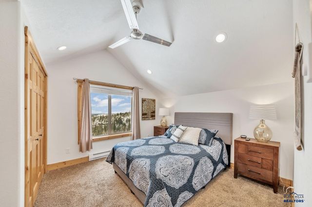 21174 STEWART SLOPE CIR, Lead, SD 57754