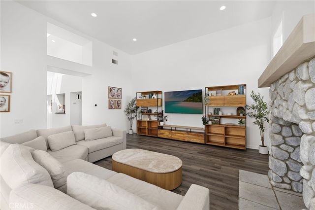 1582 White Alder, Orange, CA 92869
