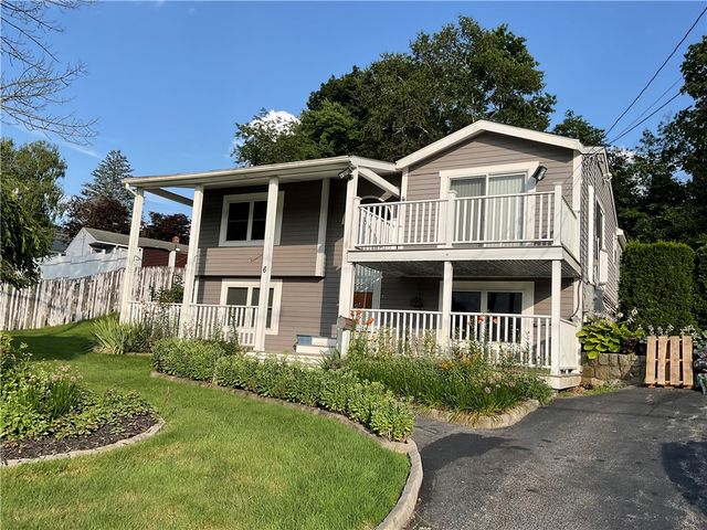 6 Pilgrim Avenue, Coventry, RI 02816