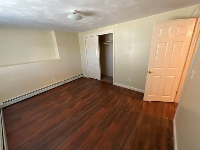 6 Pilgrim Avenue, Coventry, RI 02816