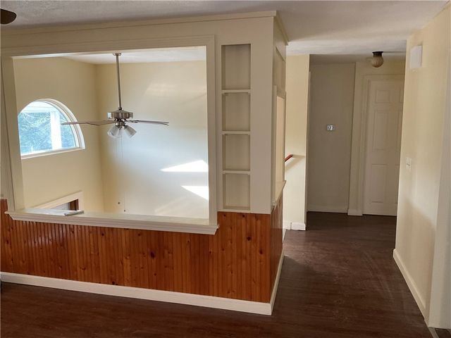 6 Pilgrim Avenue, Coventry, RI 02816