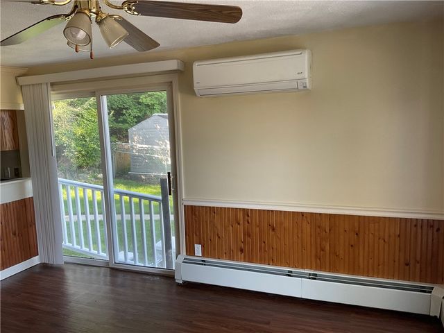 6 Pilgrim Avenue, Coventry, RI 02816