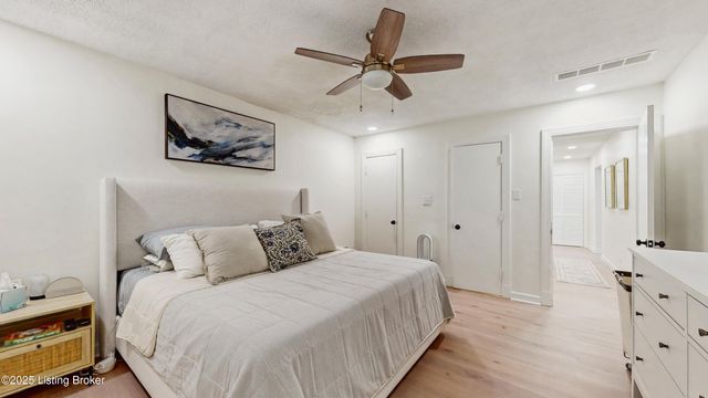 2345 Sycamore Ave, Louisville, KY 40206