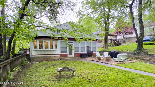 2345 Sycamore Ave, Louisville, KY 40206