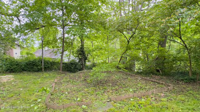 2345 Sycamore Ave, Louisville, KY 40206