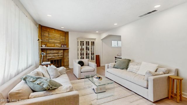 2345 Sycamore Ave, Louisville, KY 40206