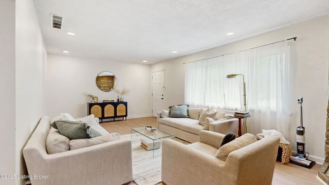 2345 Sycamore Ave, Louisville, KY 40206