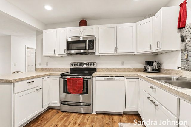6180 Rook Road, Plainwell, MI 49080