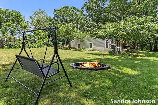 6180 Rook Road, Plainwell, MI 49080