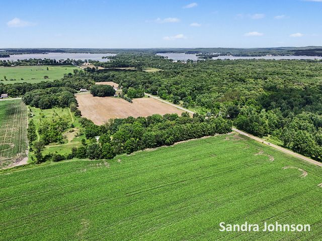6180 Rook Road, Plainwell, MI 49080