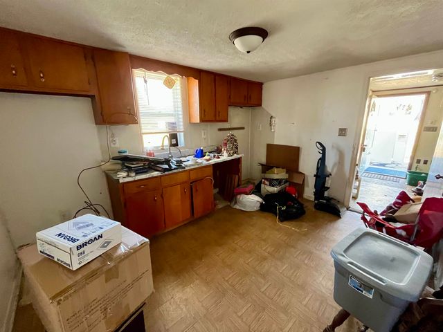 560 DOOMS CROSSING RD, Waynesboro, VA 22980