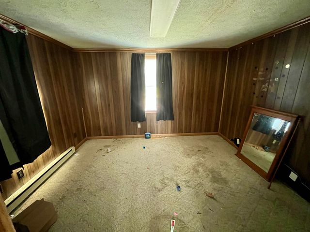 560 DOOMS CROSSING RD, Waynesboro, VA 22980