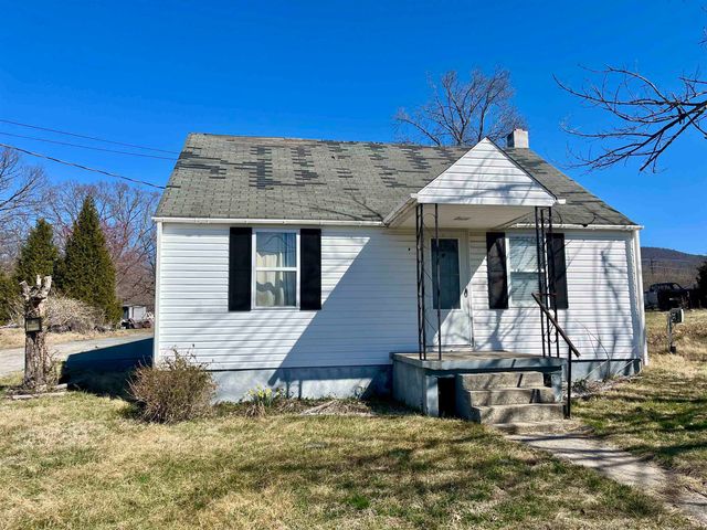 560 DOOMS CROSSING RD, Waynesboro, VA 22980