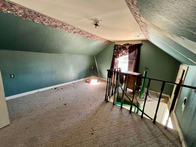 560 DOOMS CROSSING RD, Waynesboro, VA 22980