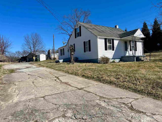 560 DOOMS CROSSING RD, Waynesboro, VA 22980