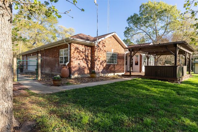 88 Vela Road, Huntsville, TX 77340