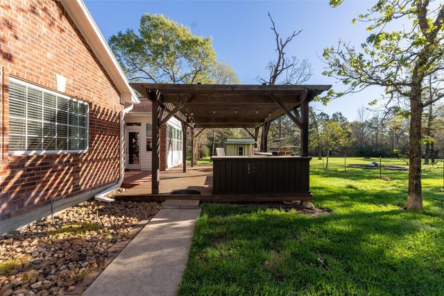 88 Vela Road, Huntsville, TX 77340